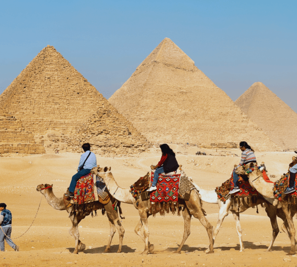 Pyramids of Giza, Sphinx, Saqqara And Memphis Tour