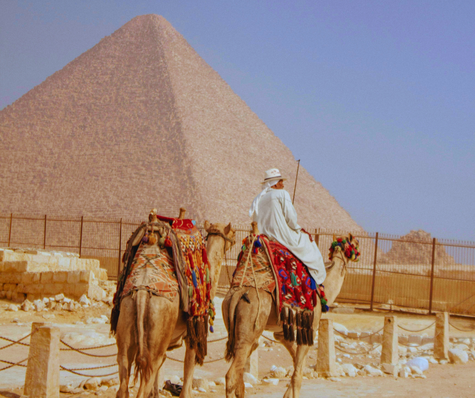 Pyramids of Giza, Sphinx, Saqqara And Memphis Tour