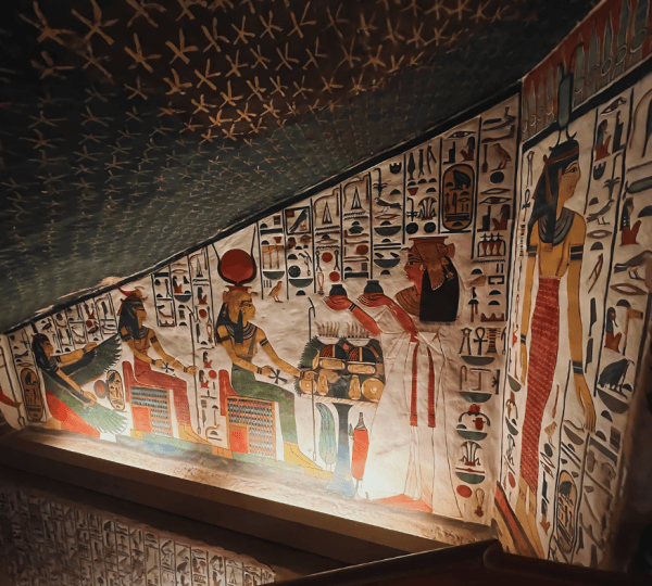 Valley of the Kings and Queens Guided Tour
