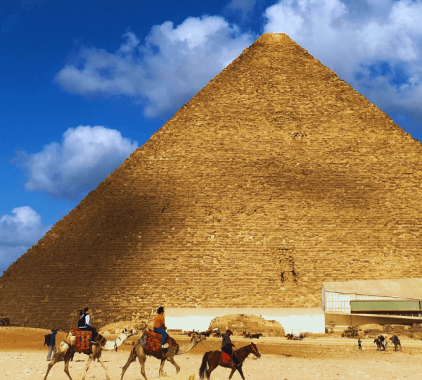 Pyramids of Giza, Sphinx, Saqqara And Memphis Tour