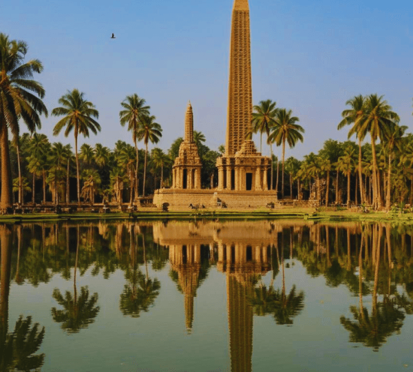 Guided Tour to East and West Banks with Lunch