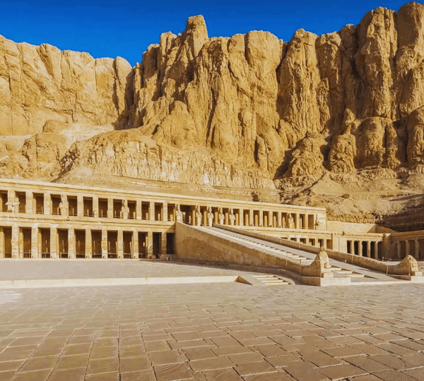Valley of the Kings and Queens Guided Tour