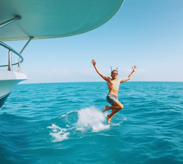 White Island and Ras Mohamed Snorkelling Trip