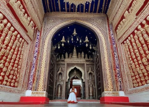 BAPS Hindu Temple And Sheikh Zayed Mosque Tour