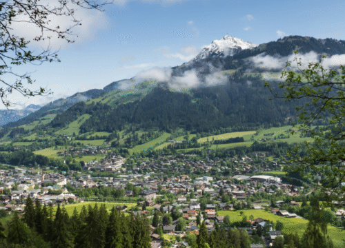 Hiking Adventure: From Austria to the Dolomites – Across Alpine Valleys to the Iconic Three Peaks