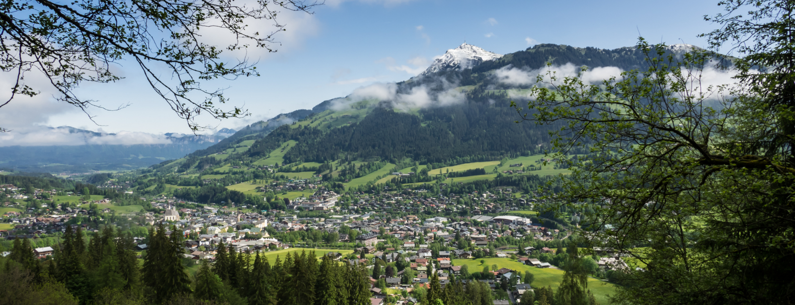 Hiking Adventure: From Austria to the Dolomites – Across Alpine Valleys to the Iconic Three Peaks