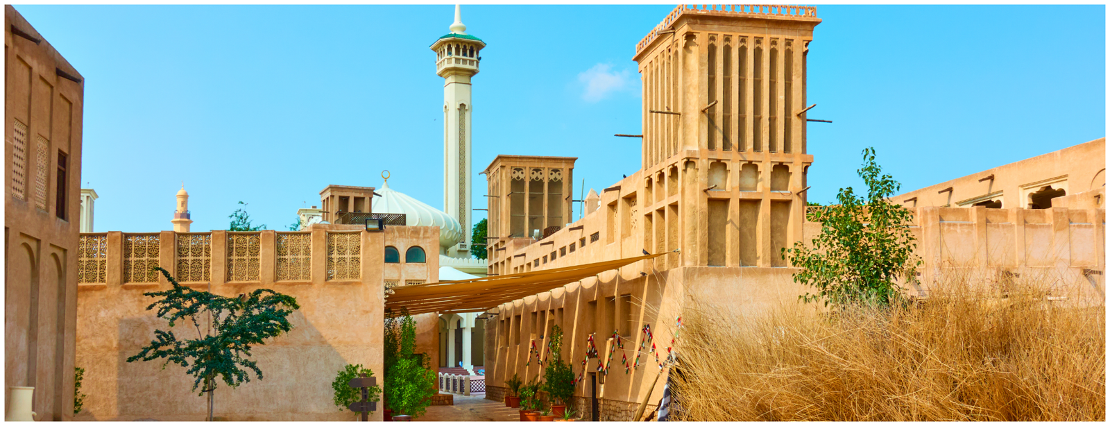 Old Town Discovery Tour: Museums, Souks & Traditional Boat Ride